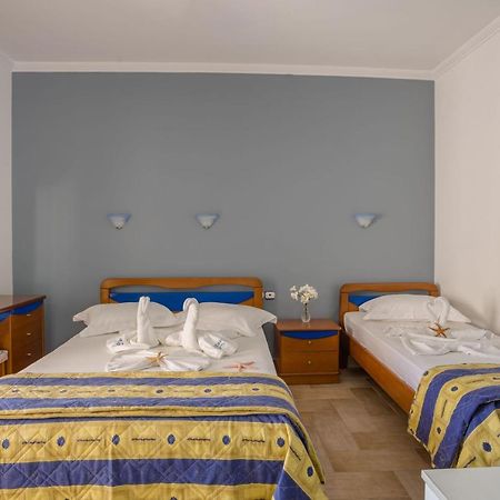 Mare Vita Apartments Nydri  Eksteriør billede