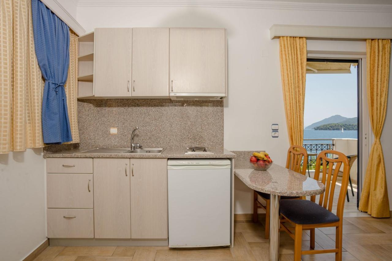 Mare Vita Apartments Nydri  Eksteriør billede