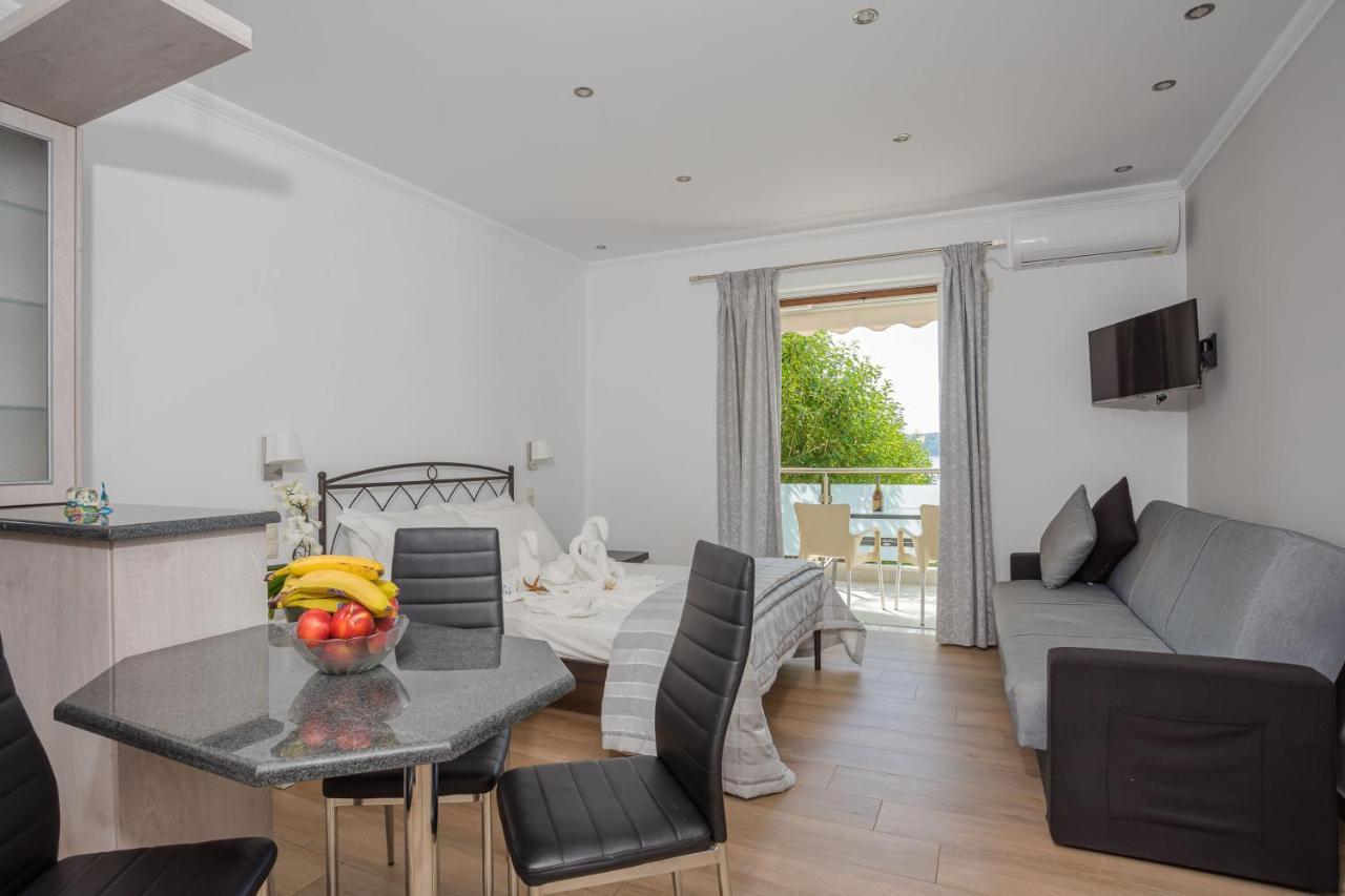 Mare Vita Apartments Nydri  Eksteriør billede